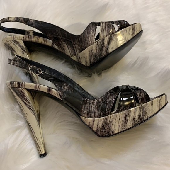 NEW🌟 SERGIO ROSSI PELLA VERNICE CORNO PATENT HEELED SANDALS - Picture 5 of 5